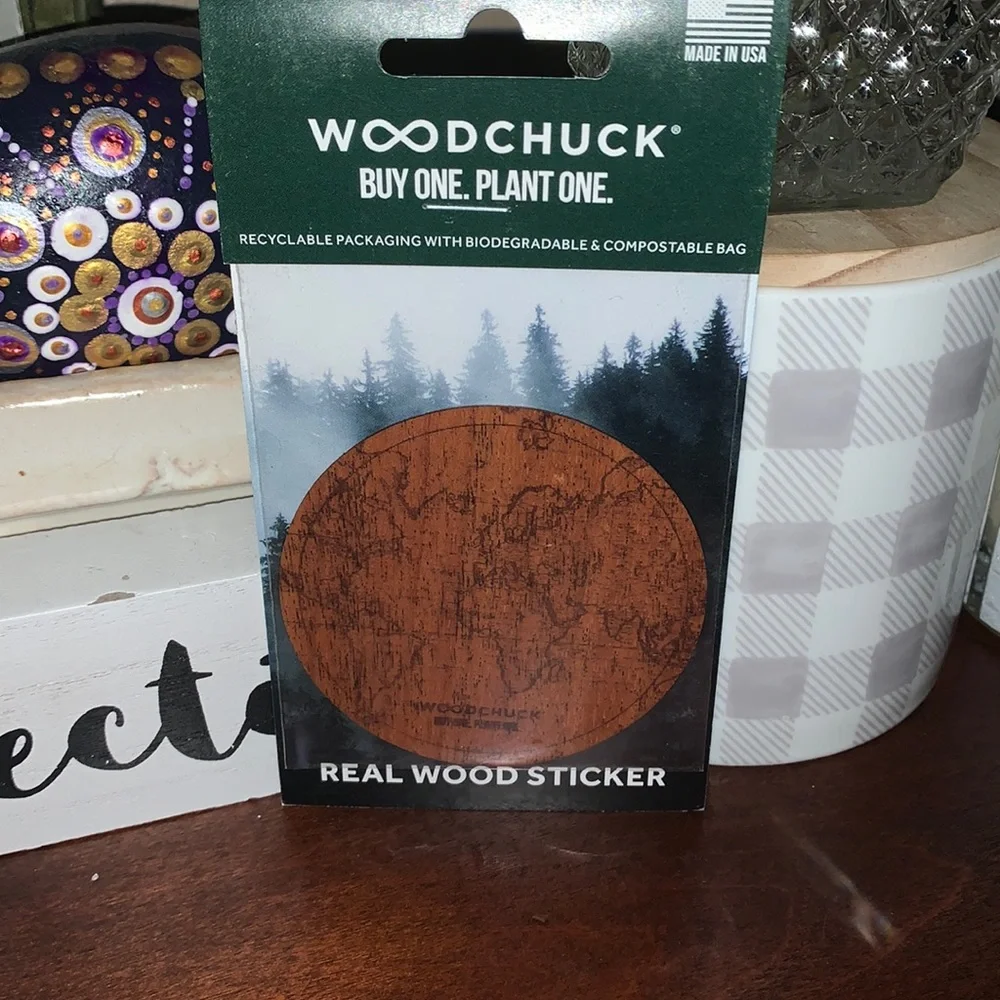 Woodchuck Wood World Map Round Sticker 2